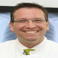 Dr. med. Justus de Zeeuw
